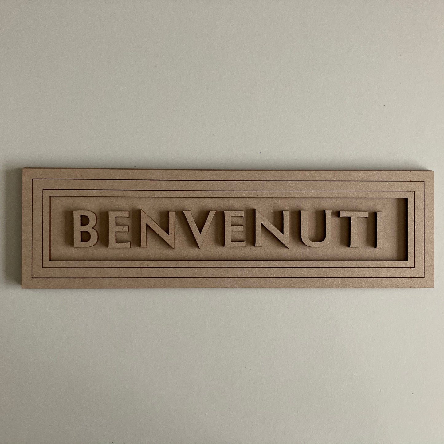 30cm Benvenuti Sign