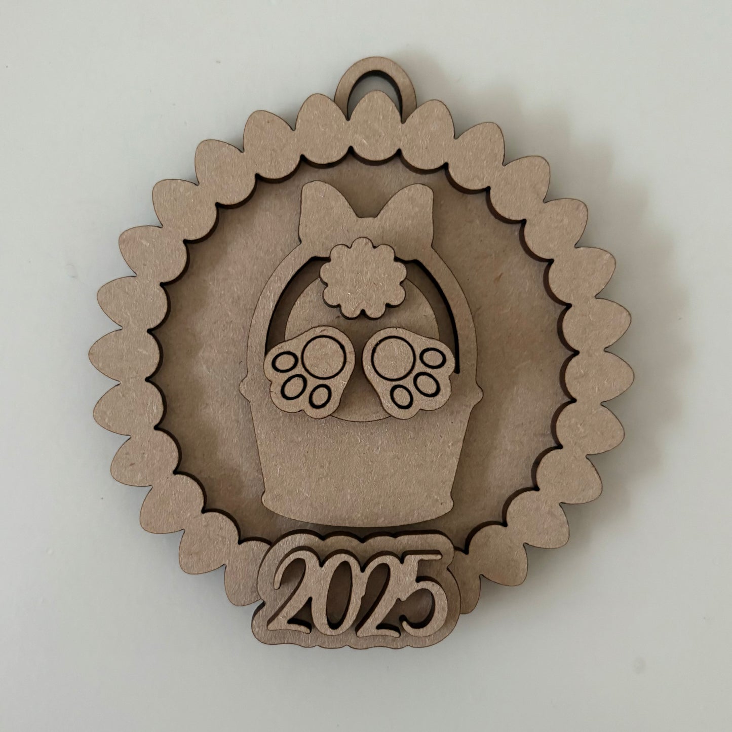 10cm Egg Border - Bunny Basket & Year Bauble