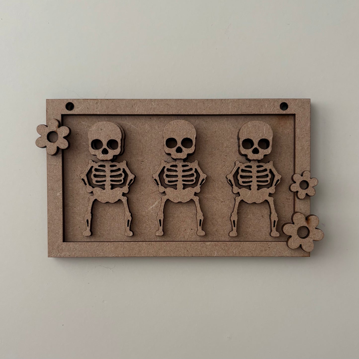 13cm Three Skeletons Mini Frame