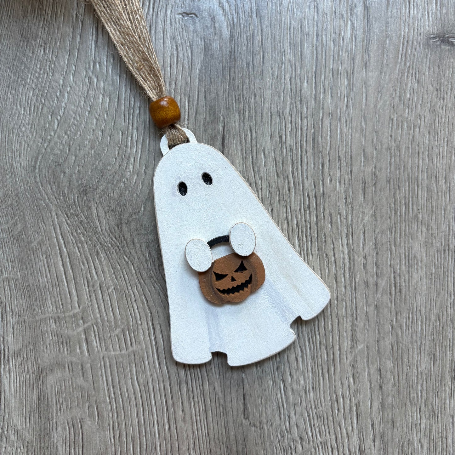 10cm Hand Painted Ghost With Pumpkin Decoration