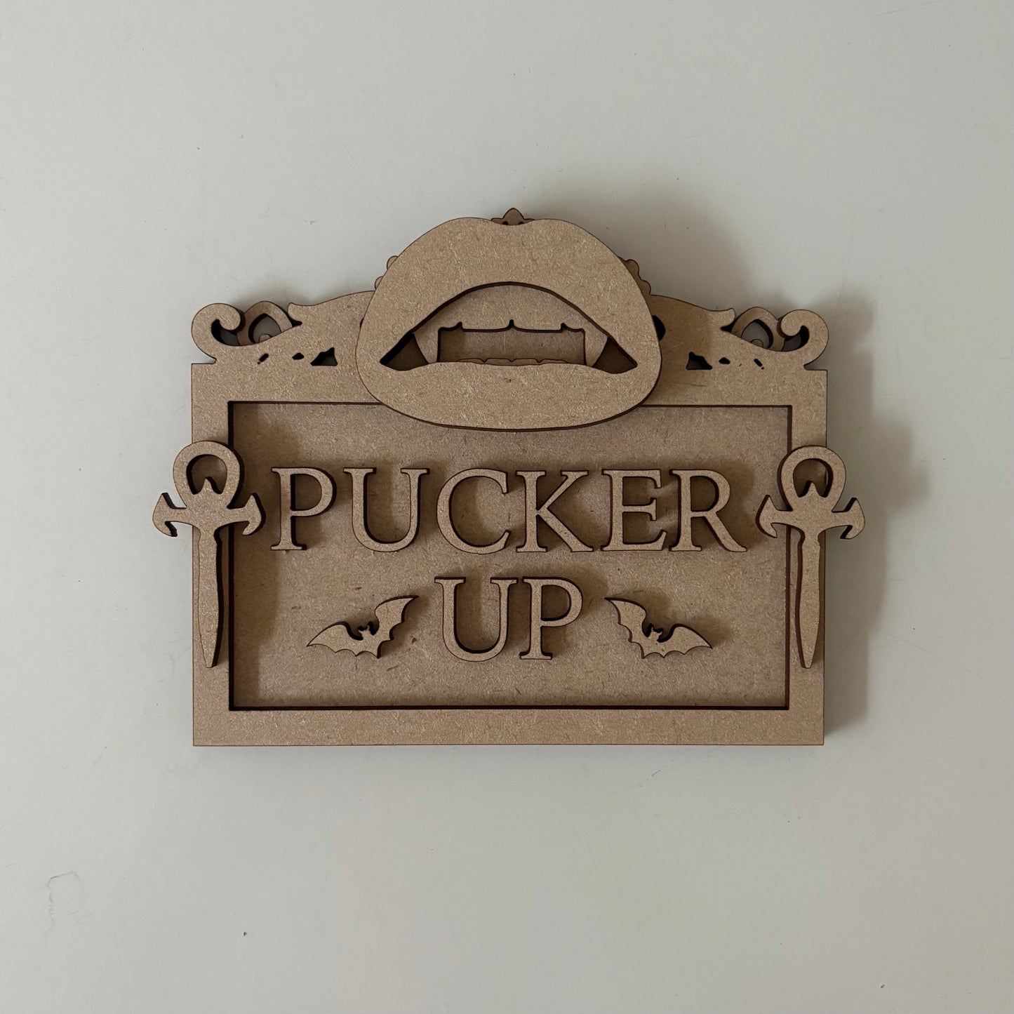 13cm Pucker Up Mini Frame