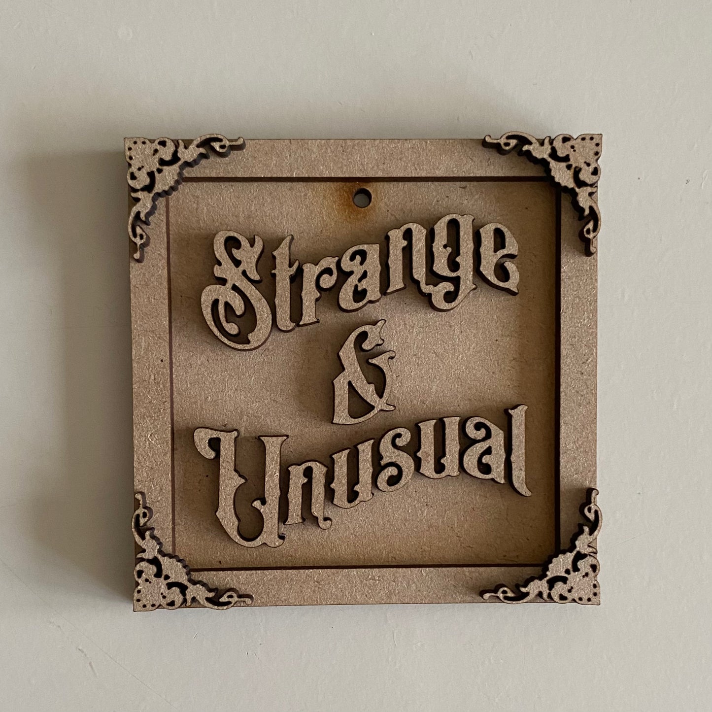 9cm Strange & Unusual Mini Frame