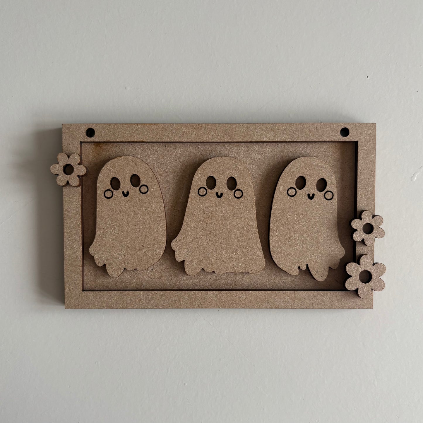 13cm Three Ghosts & Flowers Mini Frame
