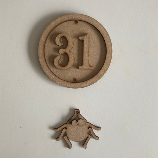 9cm 31 & Spider Dangly Decoration