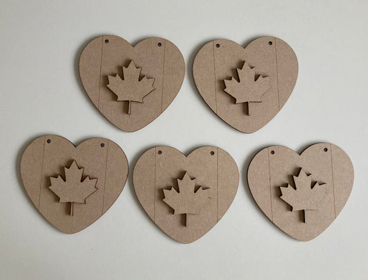 11cm (per heart) Canada Maple Leaf Heart Bunting