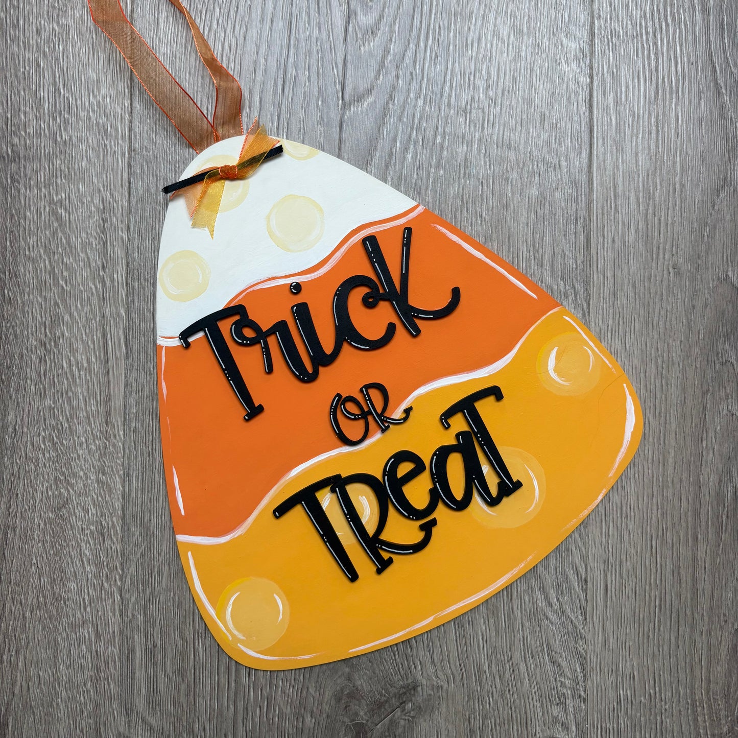 27cm Trick Or Treat Candy Corn Plaque