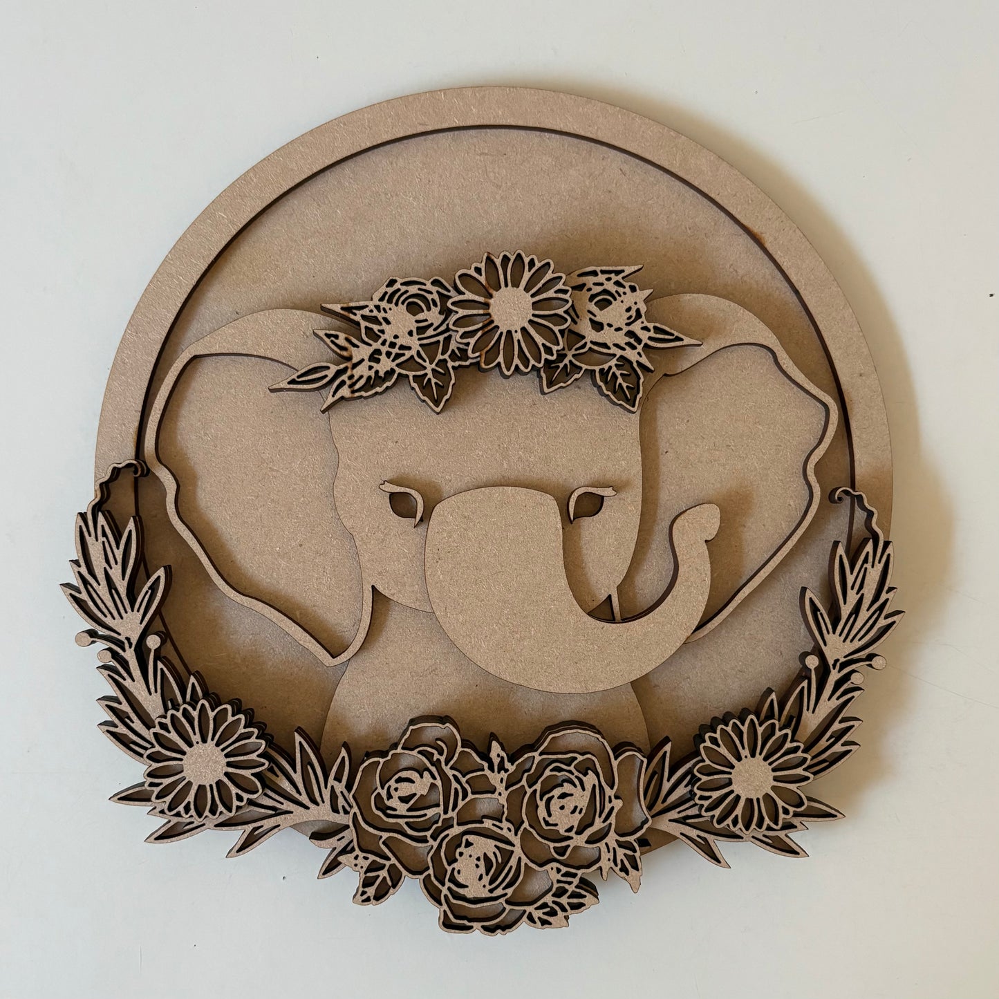 20cm Elephant & Flowers Wreath