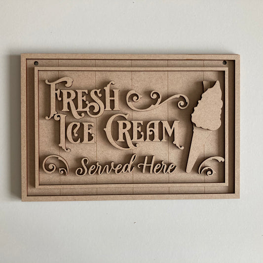 22.5cm Fresh Ice Cream Served Here
