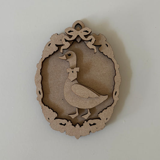 10.5cm Goose Cameo Style Decoration