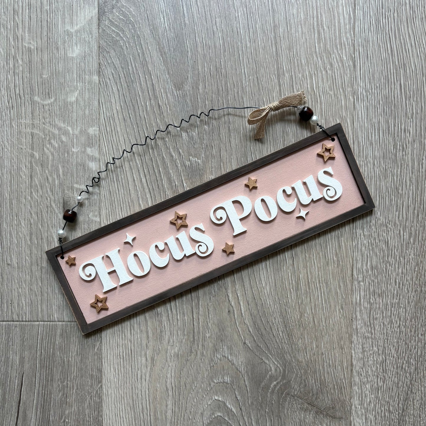 30cm Hand Painted Hocus Pocus Sign