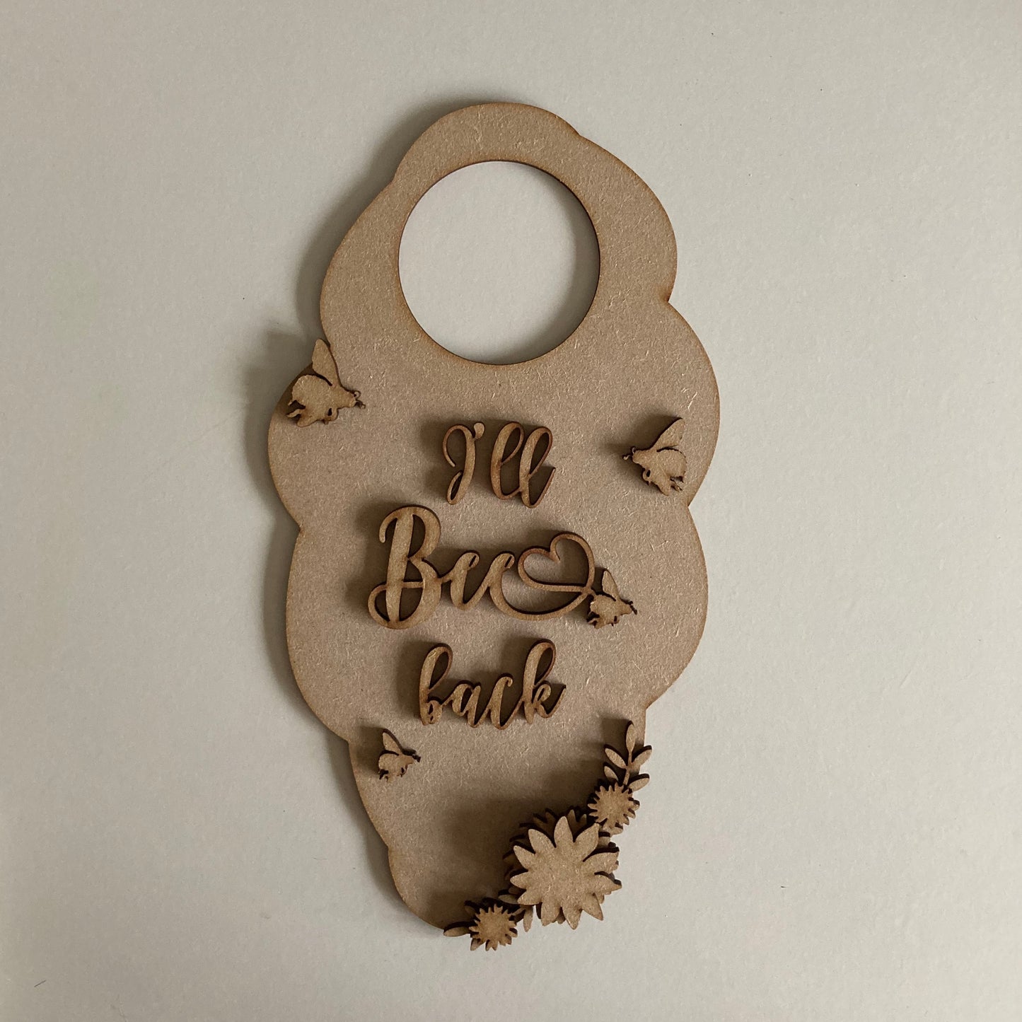 25cm I'll Bee Back  Hive Door Hanger