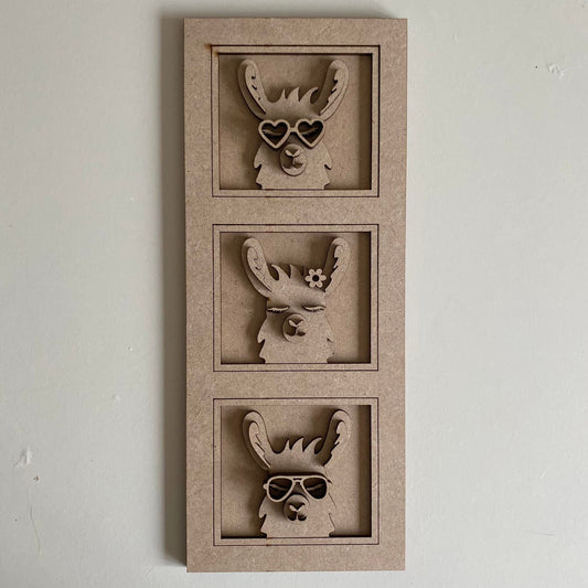 30cm Llama Triple Frame Sign