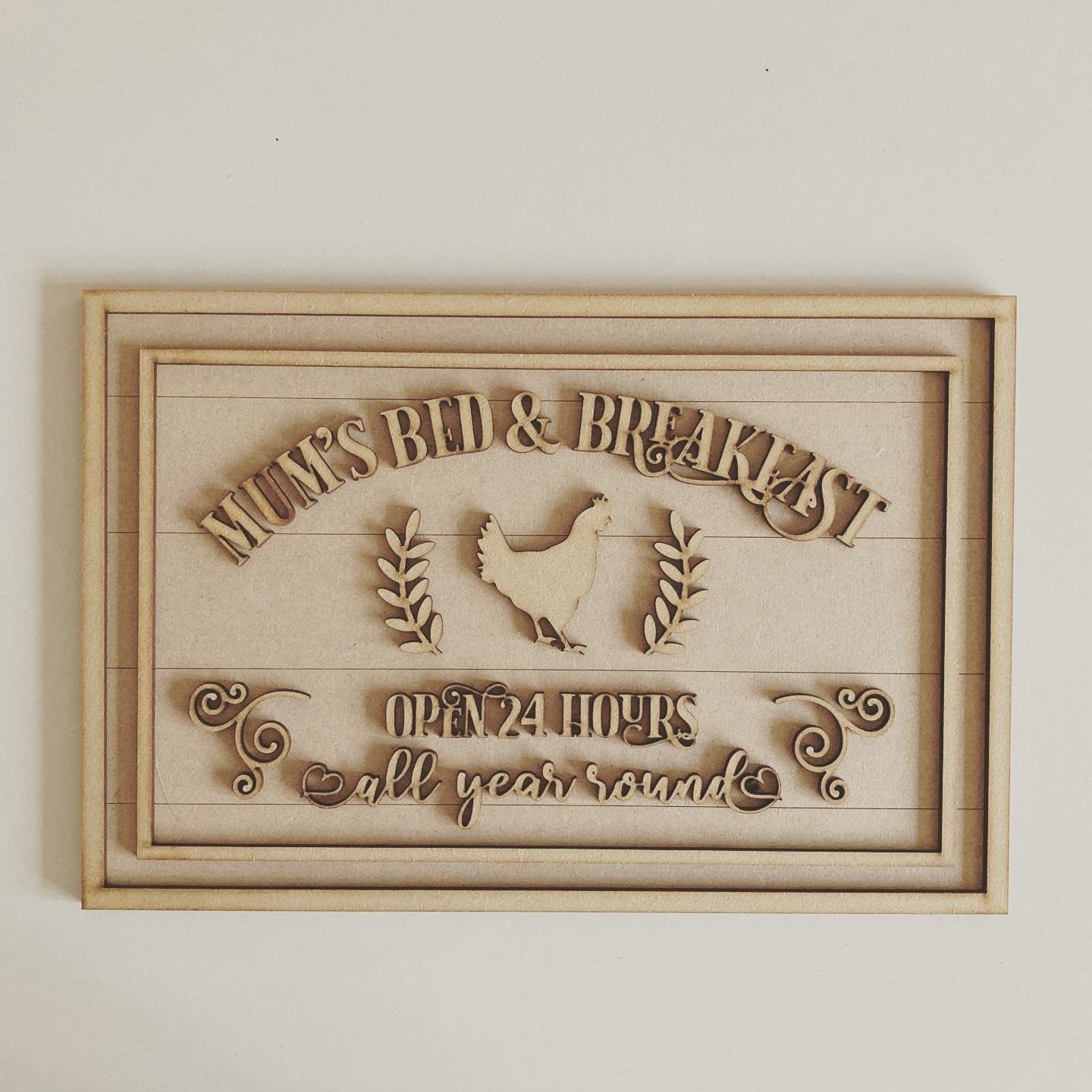 30cm Mum's bed & Breakfast Sign