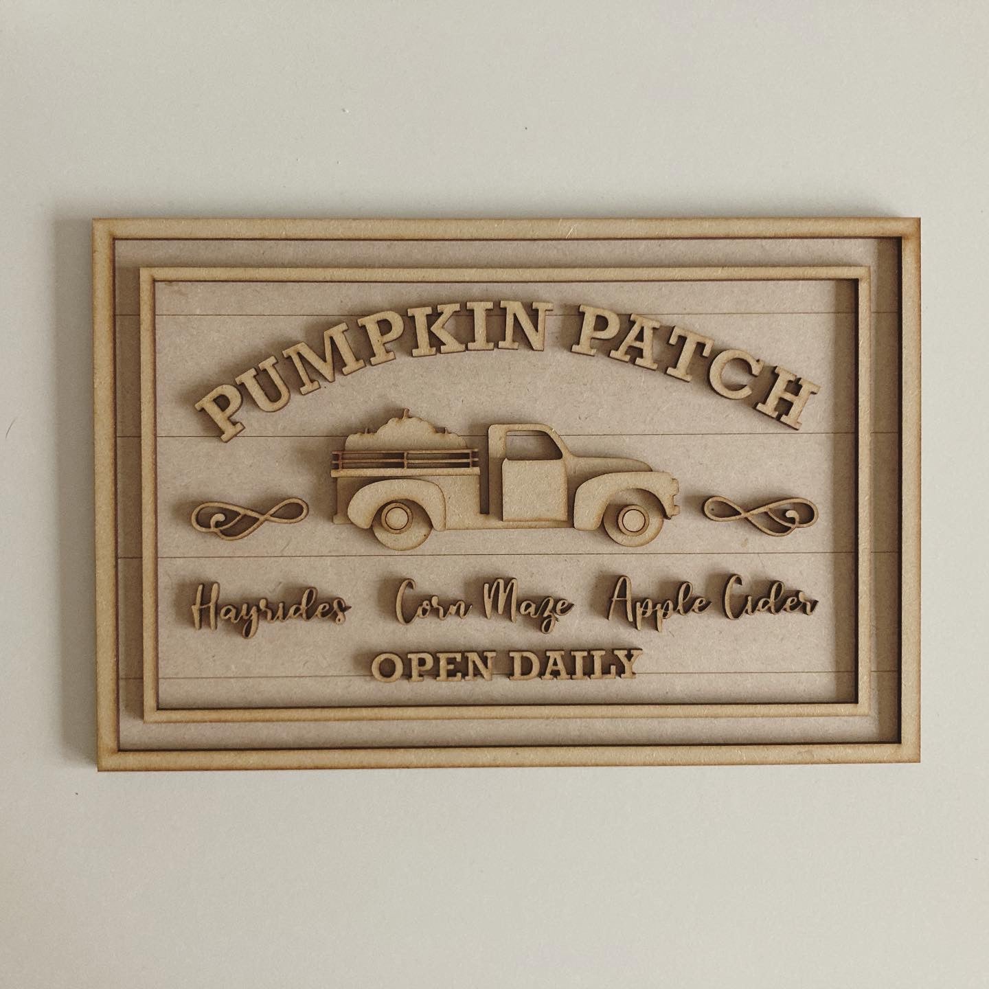 30cm Pumpkin Patch Truck Sign