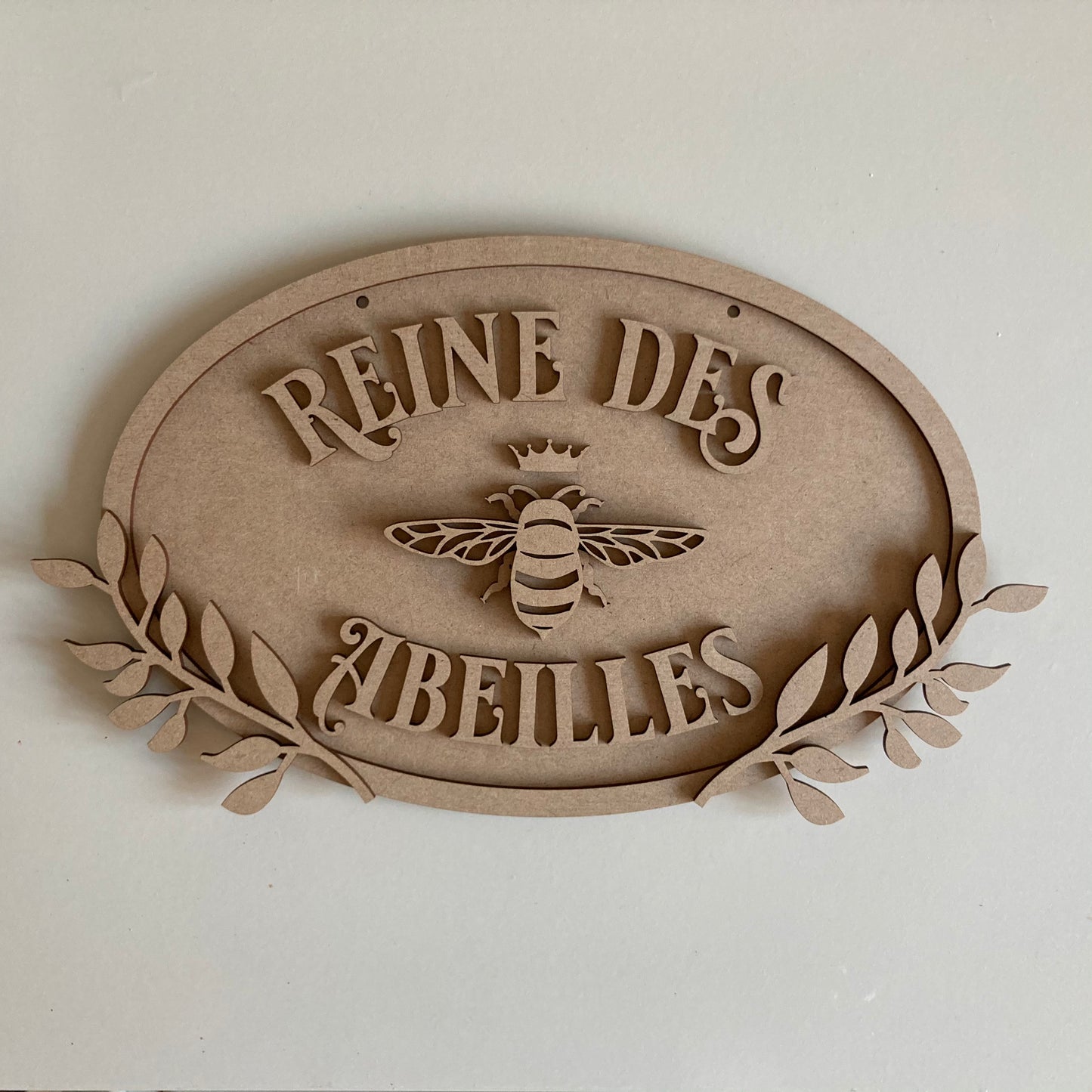 30cm Reine Des Abeilles Oval Sign