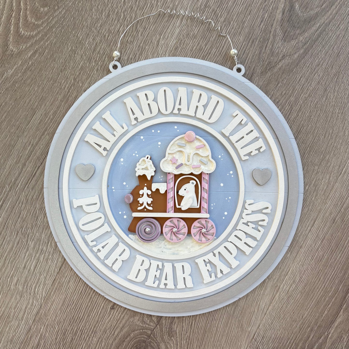 30cm Hand-Painted Polar Bear Express Sign